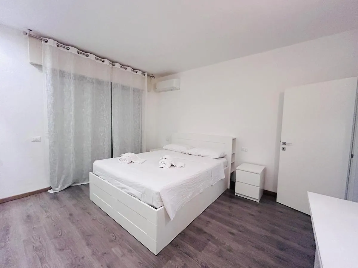 ריצ'יונה Flexrent Porto 3 Camere - Flexrent Abissinia דירה